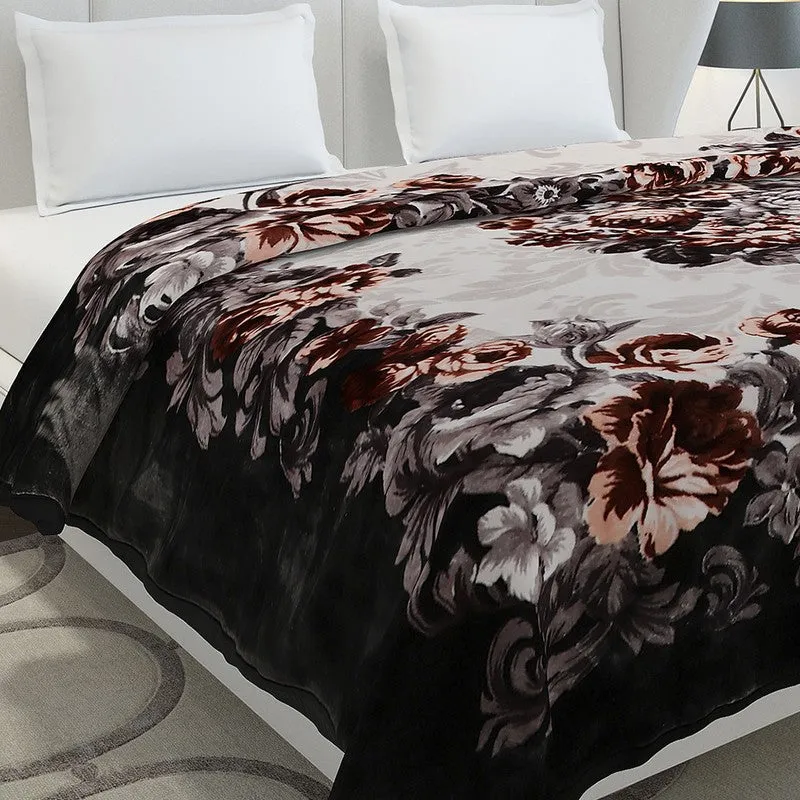 Monte Carlo Velvet Bloom Blanket (Black) - 1042 GSM media 4