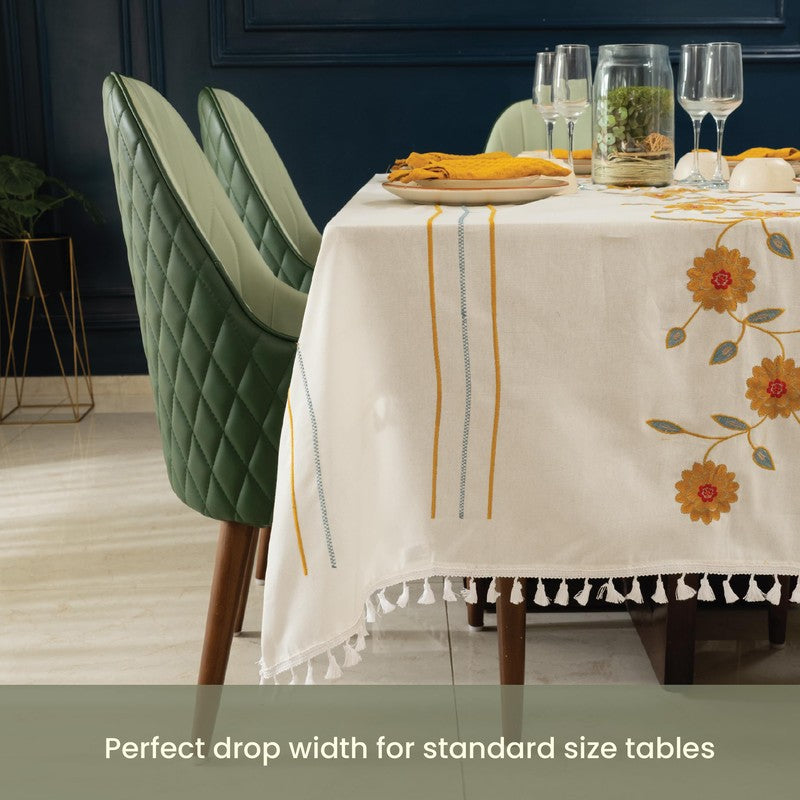 Bloom lines Table Cover media 4