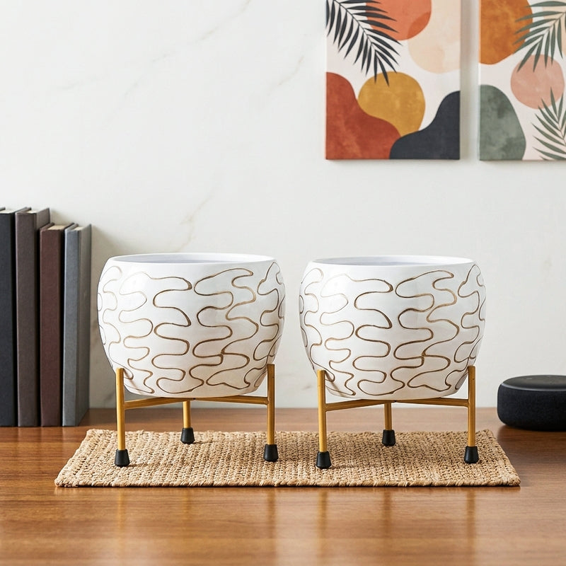 Nature Root Metal Planter with Stand - White