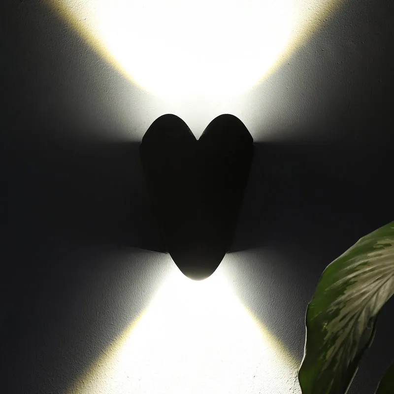 Hridya Aluminium Wall Lamp media 4
