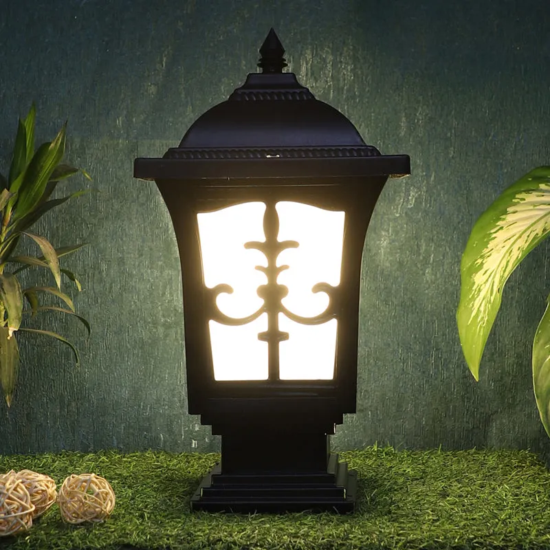 Aspen II Outdoor Lamp - Black media 1