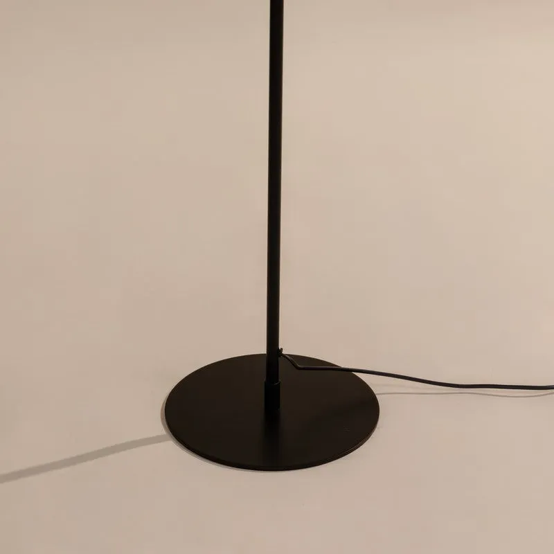 Fig Living Bird's Nest - Rattan Floor Lamp media 7