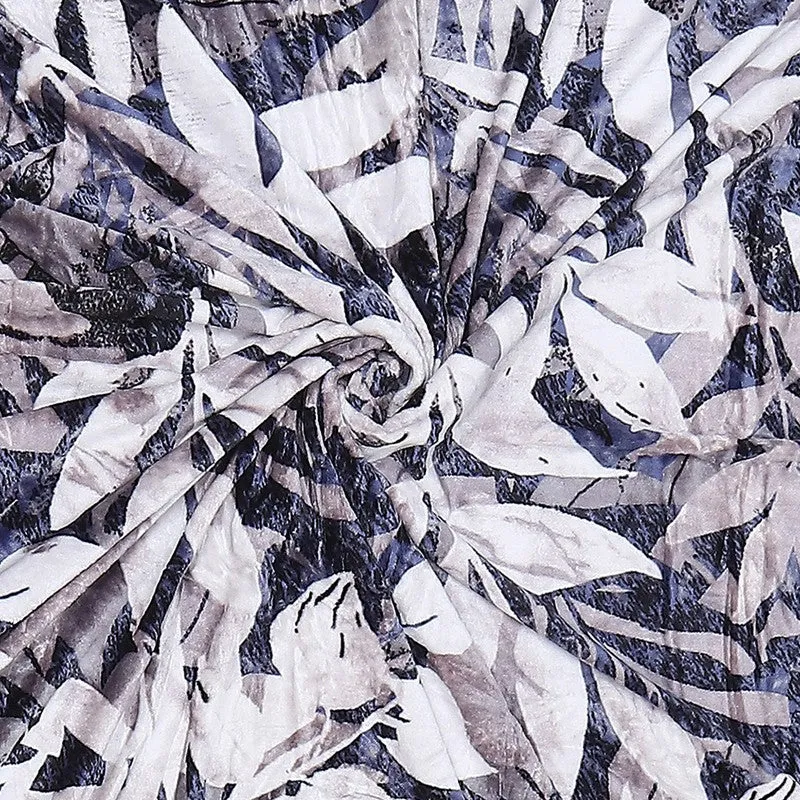 Monte Carlo Greylora Floral Print Polyester Blanket (Light Blue) - 300 GSM media 6