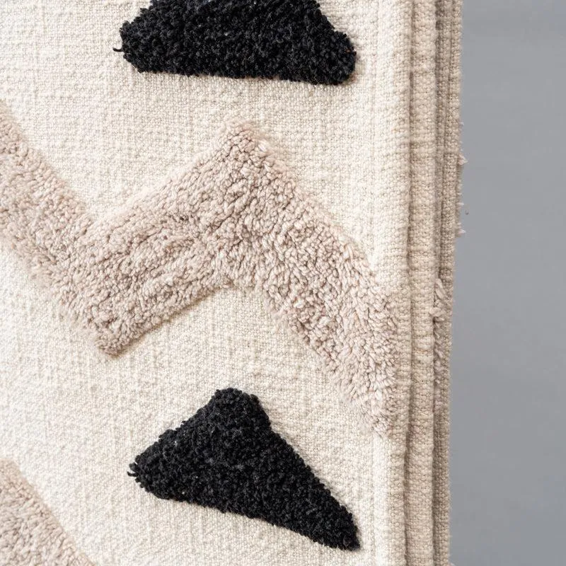 Bruma Table Tufted Tassled Throw - Rectangle media 4