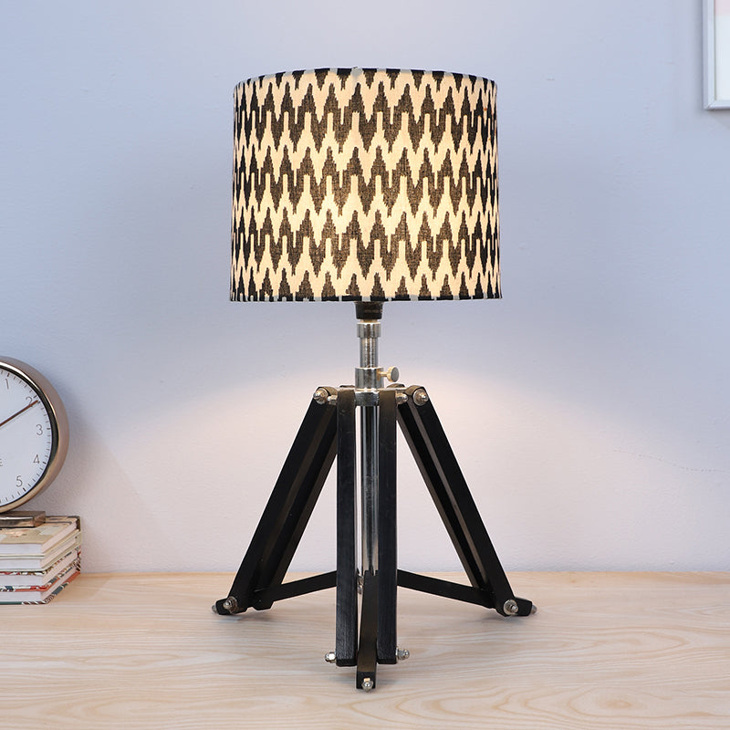 Chevronic Printed Tripod Mango Wood Table Lamp - Black,White