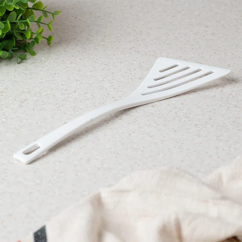 Flippo Turner Spoon media 1