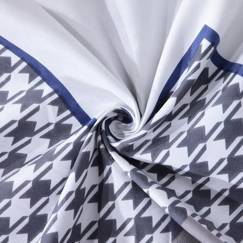 Roscoe Geometric PolyCotton Bedsheet - 150 GSM media 6