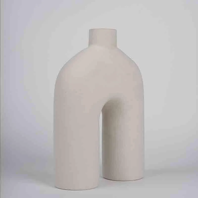 Scandinavian U Vase - White media 6