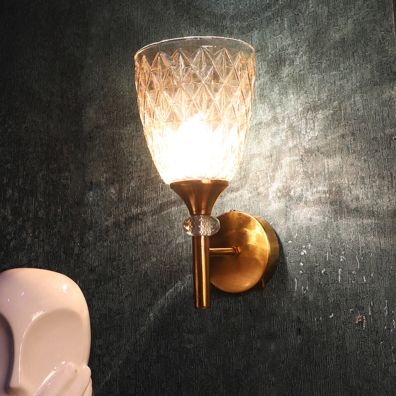 Anka Iron Wall Lamp