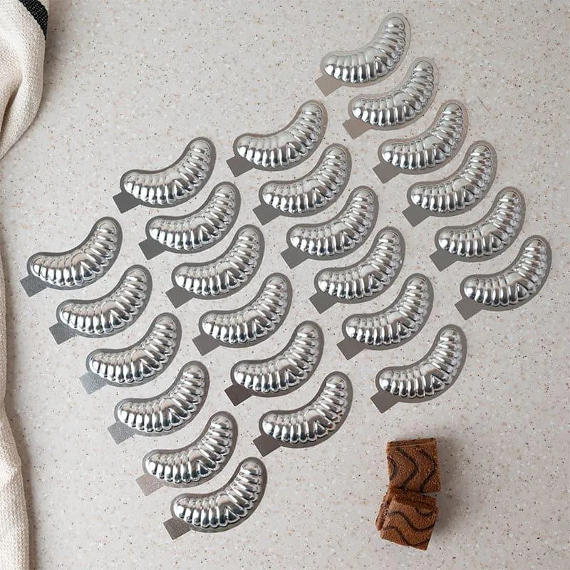 Cresent Carve Chocolate Mould - Set Of Twenty Four media 1