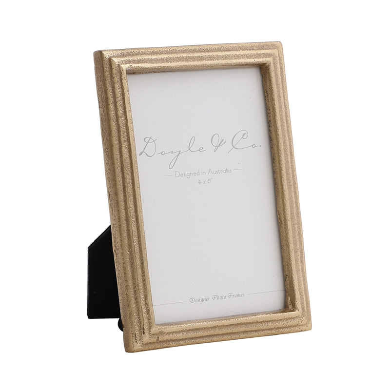 Serenade Photo Frame media 4