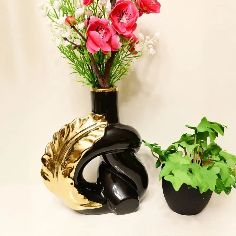 Elvion Modern Sculpted Art Vase - Black media 6