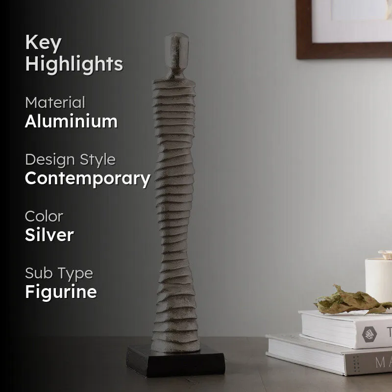 Lady Lara Showpiece - Silver media 2