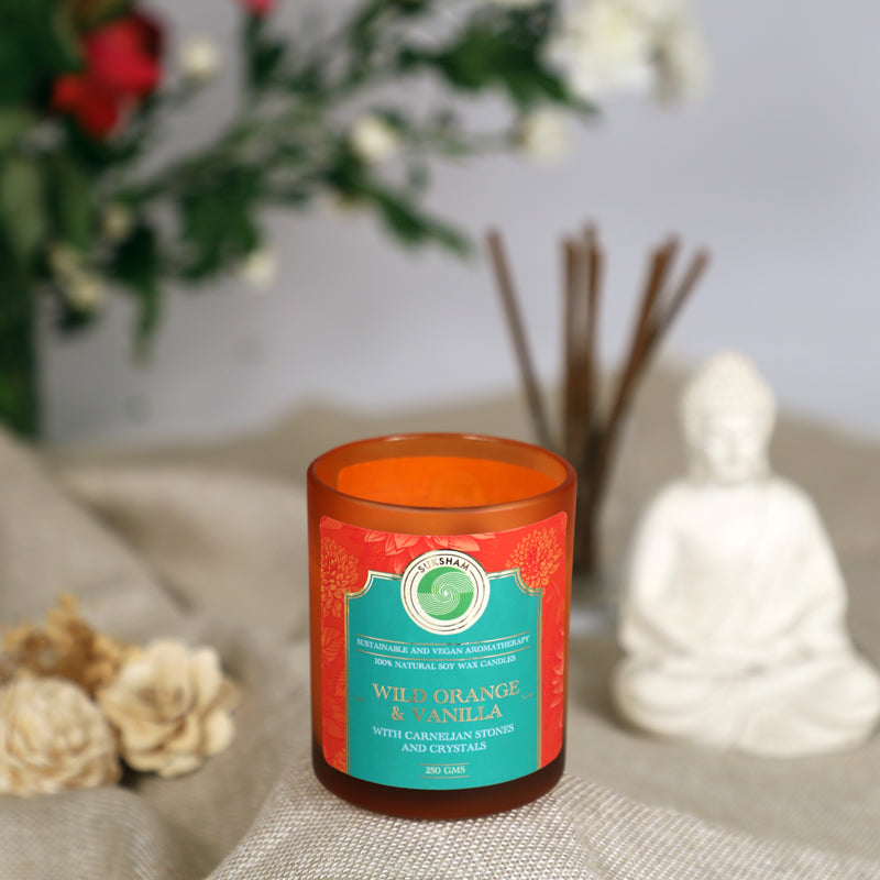 Enchanta Wild Orange and Vanilla Scented Candle media 3