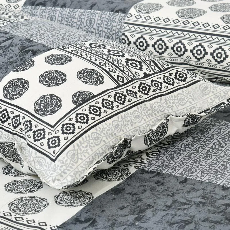 Lamora Ethnic Cotton Bedsheet (Blue,White) - 160 TC media 3