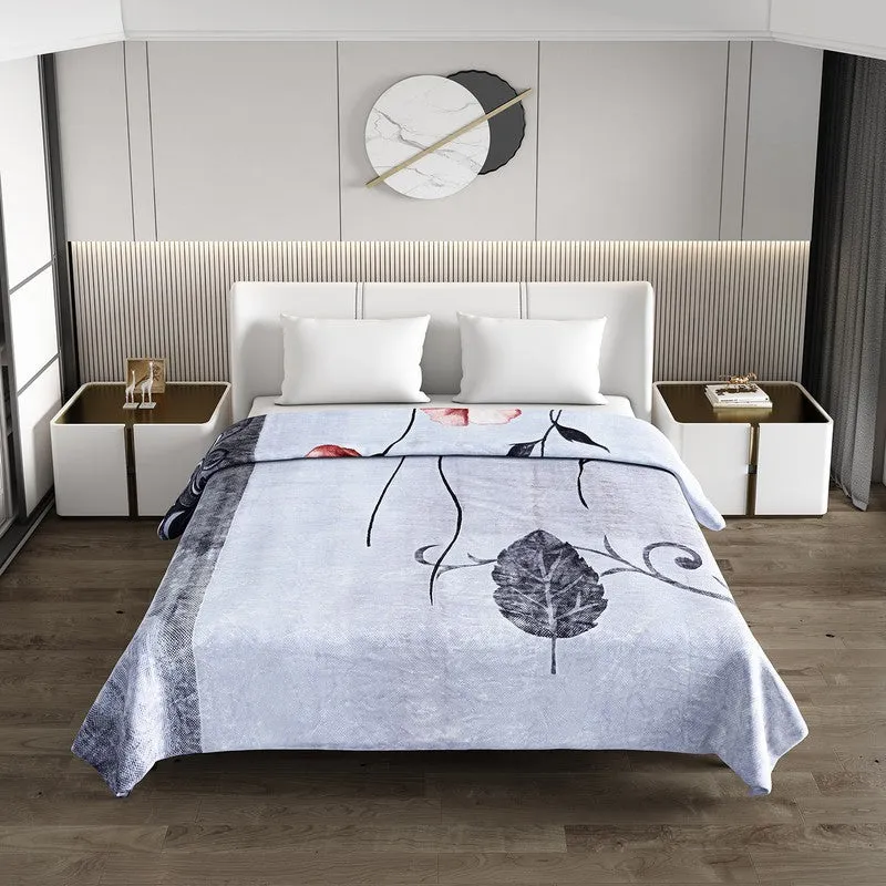 Monte Carlo Cloudscape Serenity Blanket - 800 GSM media 3