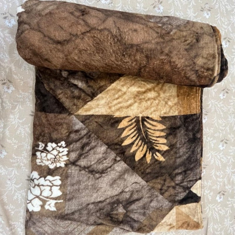 Cottage Flora Wool Blankets - 210 GSM media 7
