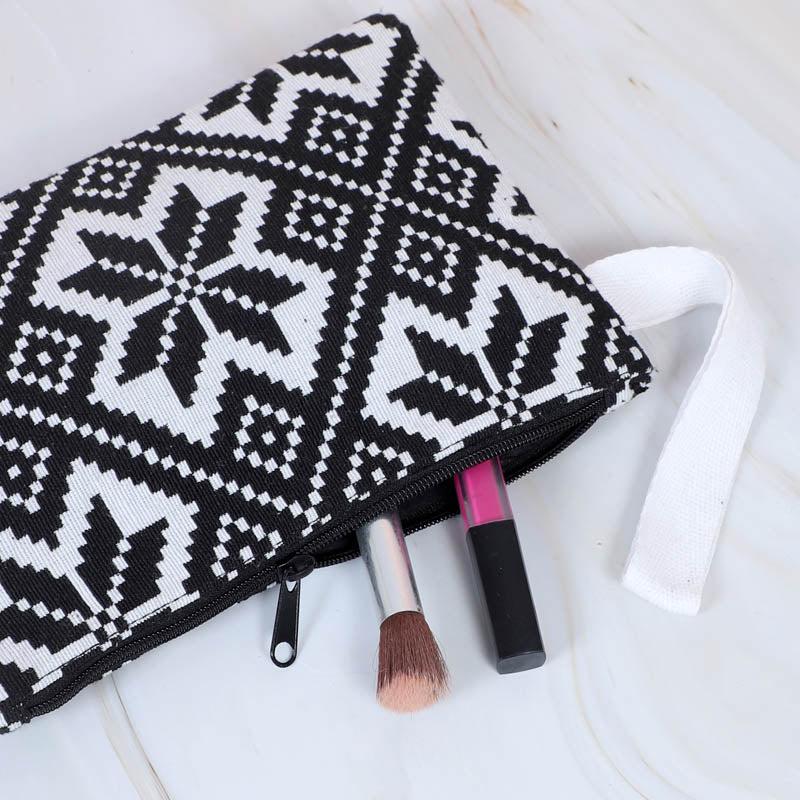 Aion Cotton Pouch media 7