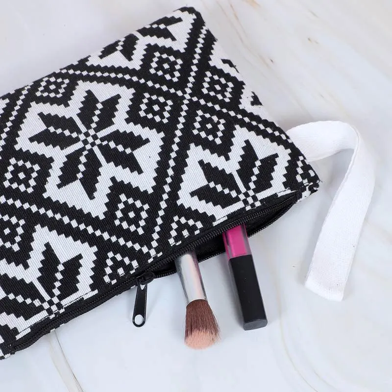 Aion Cotton Pouch media 7