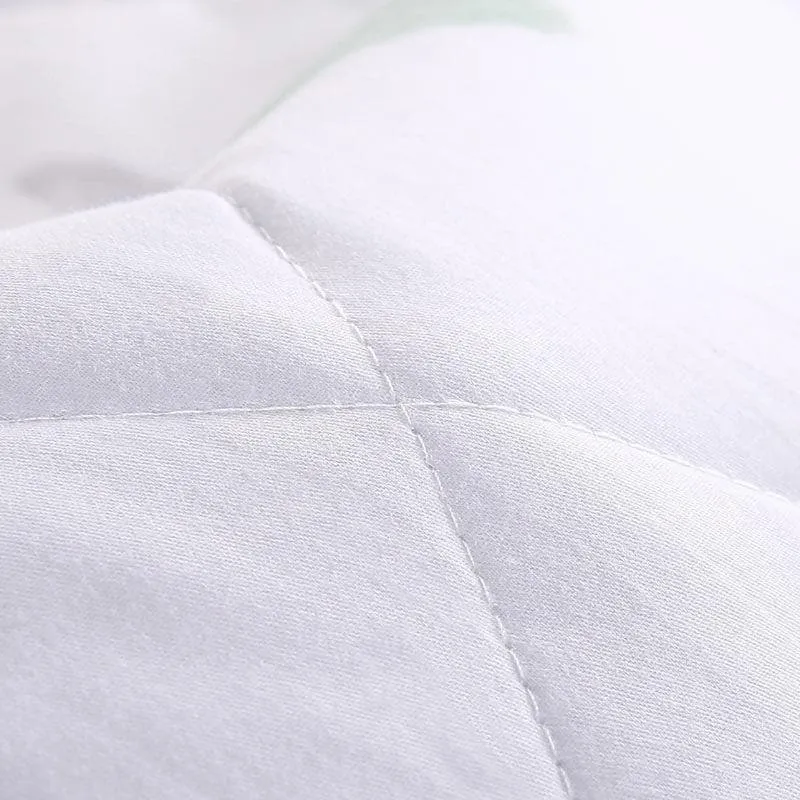 Faint Rhombi Cotton Comforter - 120 GSM media 5