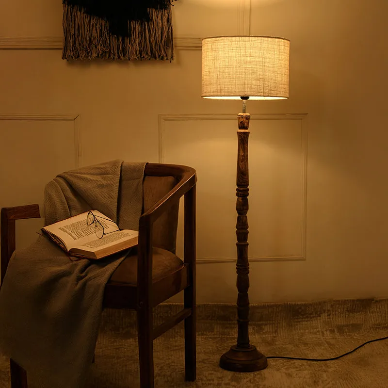 Etcho Floor Lamp - White media 1