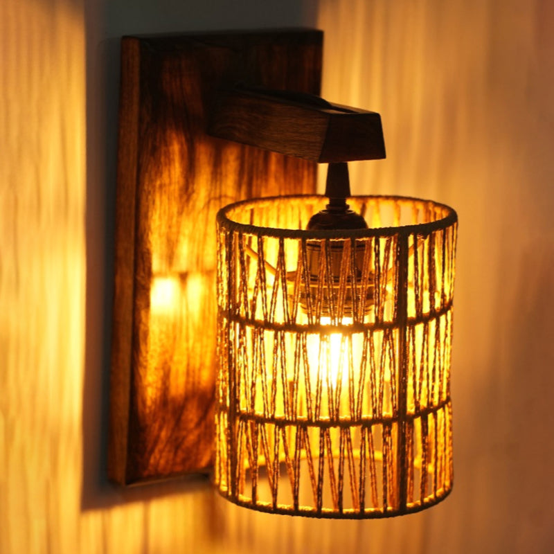 LumaRay Rattan Wall Lamp media 3