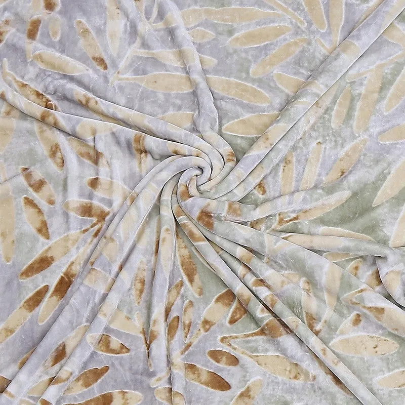 Monte Carlo Serene Cascade Blanket - 600 GSM media 7