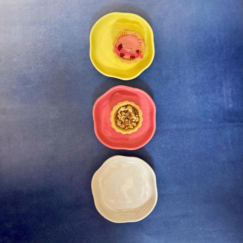 Elmswood Ceramic Platter - Set of Three media 3