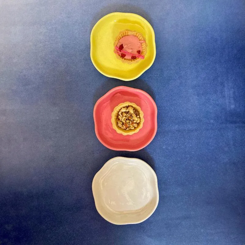 Elmswood Ceramic Platter - Set of Three media 3