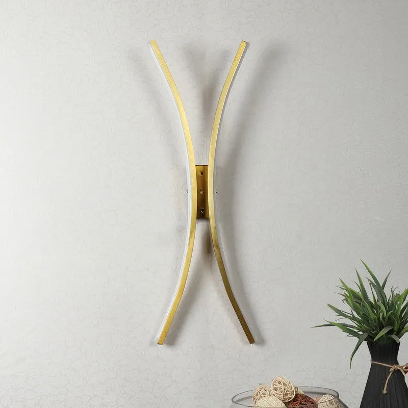 Zerenis Iron & Acrylic Wall Lamp media 3