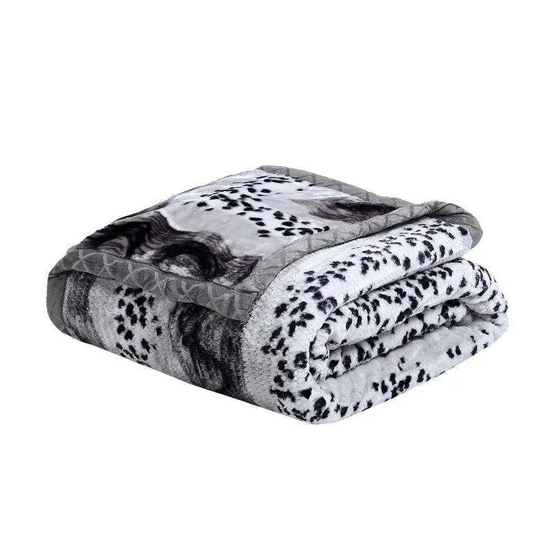 Monte Carlo Monochrome Mirage Blanket - 757 GSM media 6