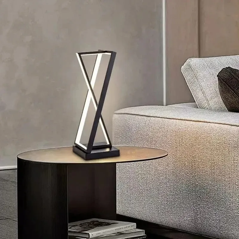 Lumin Crest Metal Table Lamp - Black media 4