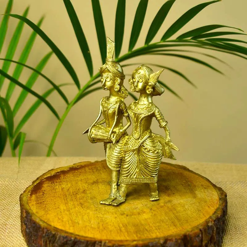 Folk Couple Showpiece media 7
