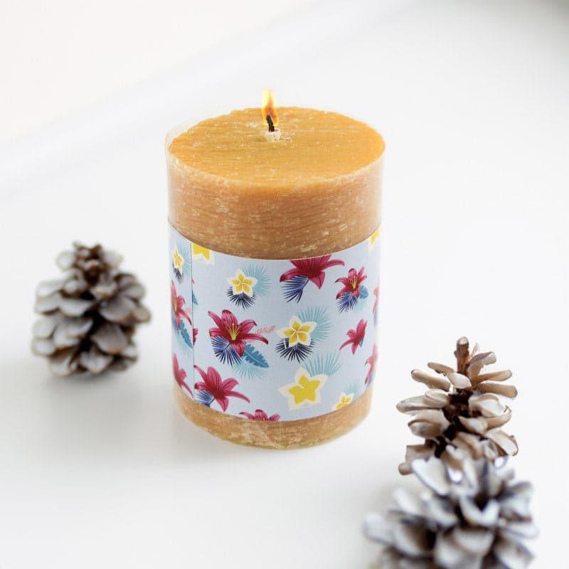 Starry Jam Scented Candle - Short media 2
