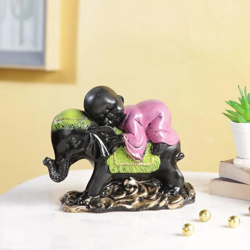 Baby Monk Hug Showpiece media 3