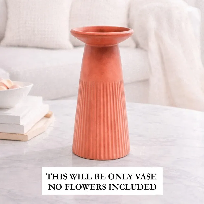 Funky Form Vase - Rust media 3