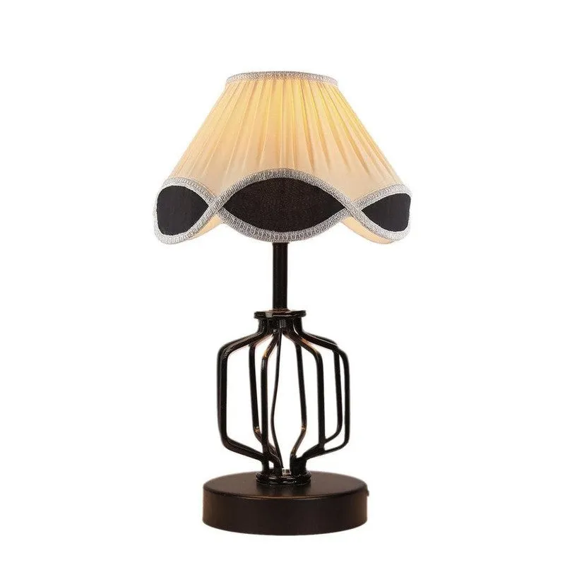 Retro Metal & Fabric Table Lamp - White,Black media 5