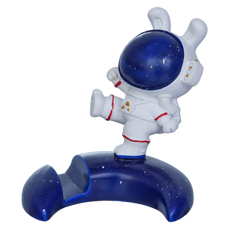 Baby Astronaut Showpiece media 3