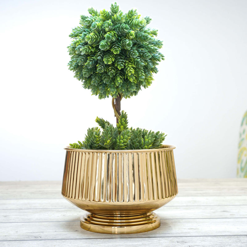 Forgea Metal Planter media 2