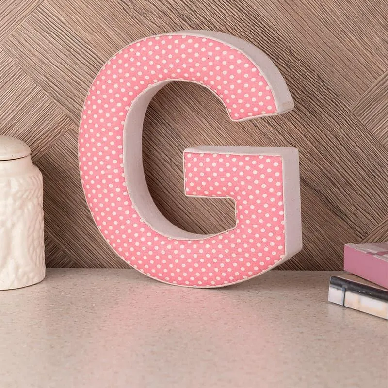 Alphabet G Polka Wall Accent media 1