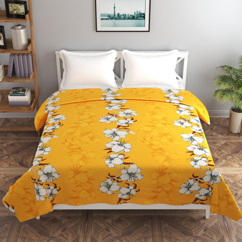 Soft Blooms Cotton Duvet Cover - 210 TC media 3
