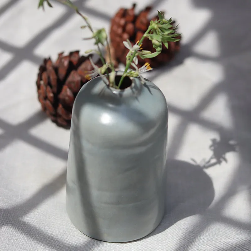 Carmelina Ceramic Vase - Grey media 3