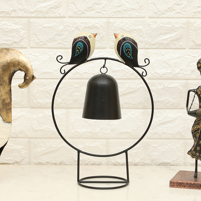 Modern Avian Circle Showpiece