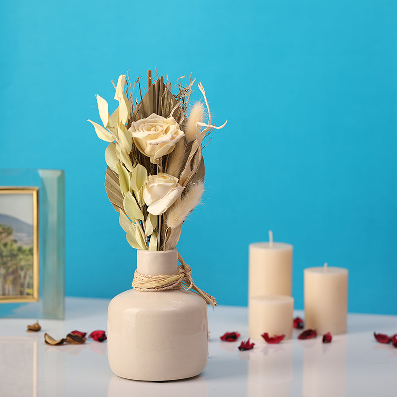 Ceramic · Dried Flowers & Leaves