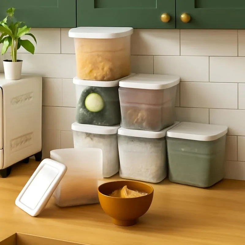 Plastic Containers with Lid (250 mL Each) - Set Of Six media 3
