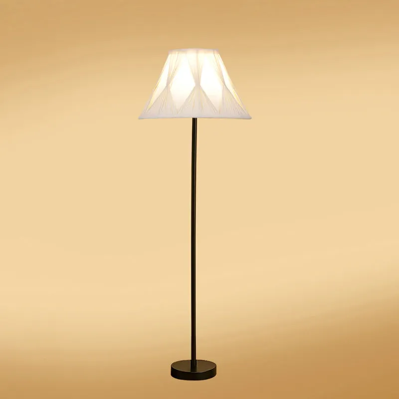 Pleatra Pinch Rodin Floor Lamp media 5