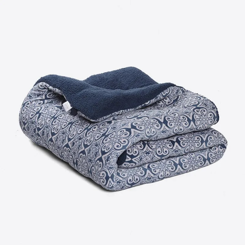 Monte Carlo Navy Elegance Comforter - 1114 GSM media 6