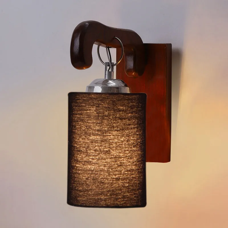 Klarion Wooden Wall Lamp - Black media 4