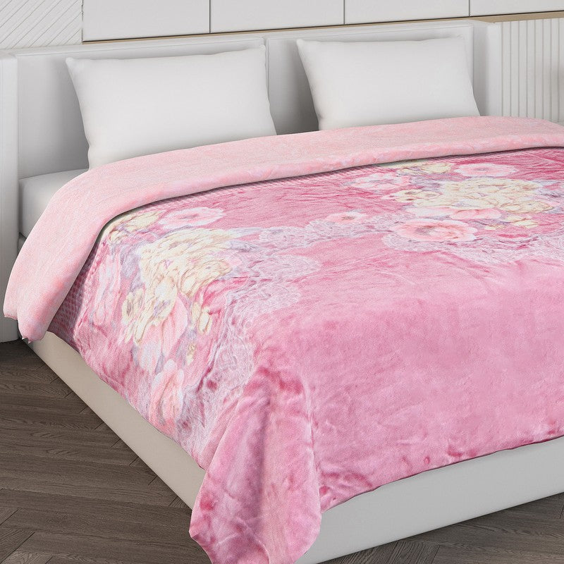 Monte Carlo Blush Blossom Blanket - 550 GSM media 5