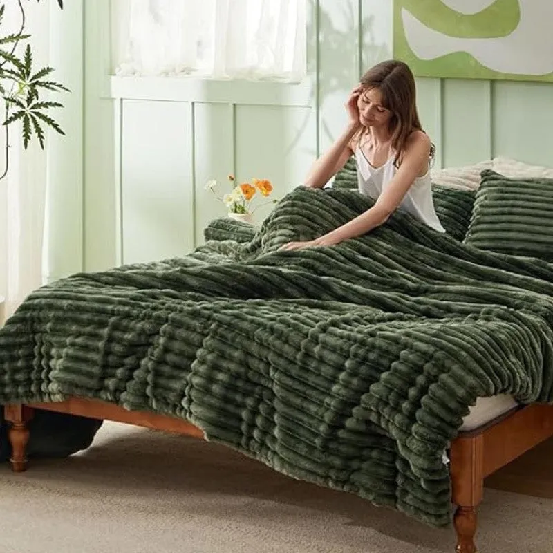 Sleep Scape Faux Fabric Blanket (Green)- 300 GSM media 4